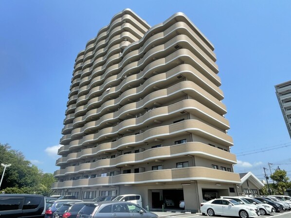 手柄アートスカイハイツの物件外観写真